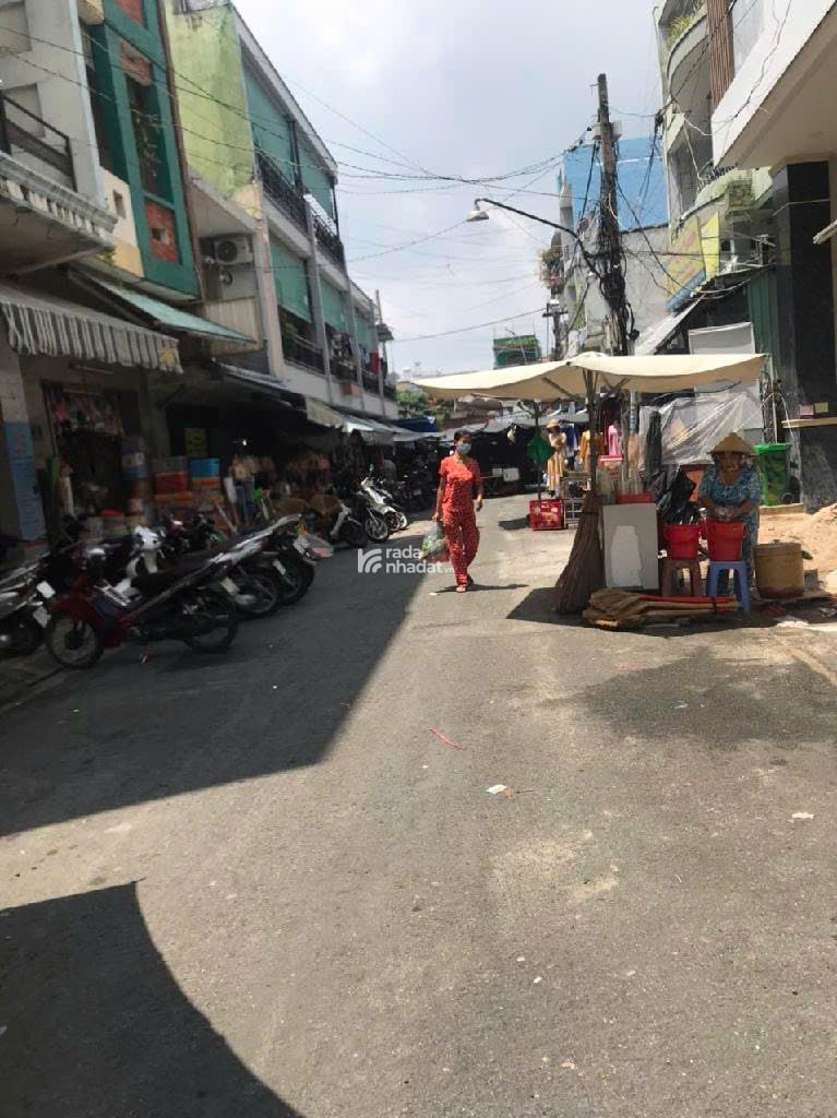 Nhà thật Giá thật 4x18,5m, mặt tiền chợ sầm uất, Tân Phú 9.2 tỷ