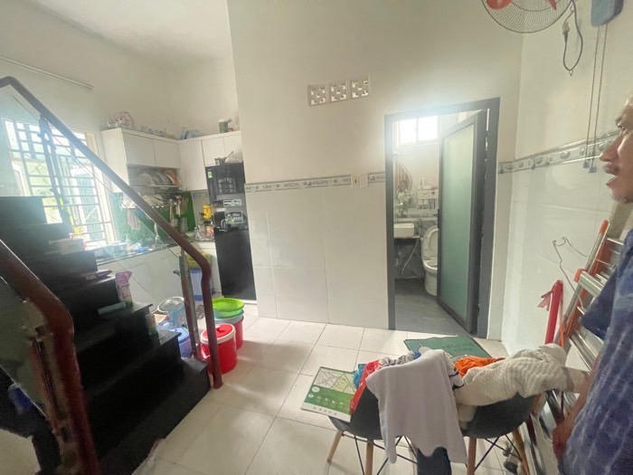  HOÀNG XUÂN NHỊ 40M (4x10) 4 TẦNG 5PN - NGAY MẶT ĐƯỜNG XE HƠI QUA CỬA - TƯƠNG LAI RA MẶT TIỀN 