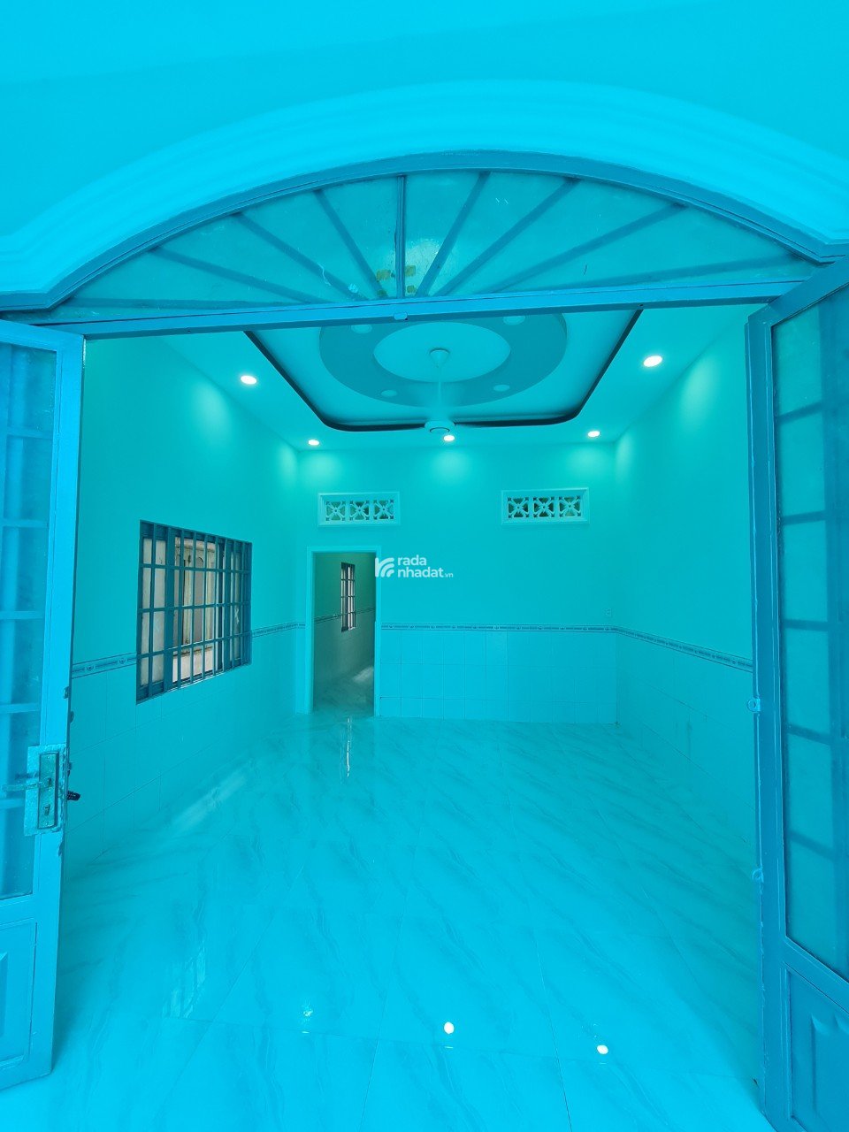 BÁN NHÀ ĐƯỜNG LÊ THỊ RIÊNG, 3 PHÒNG NGỦ, 4x17m, HẺM AN NINH