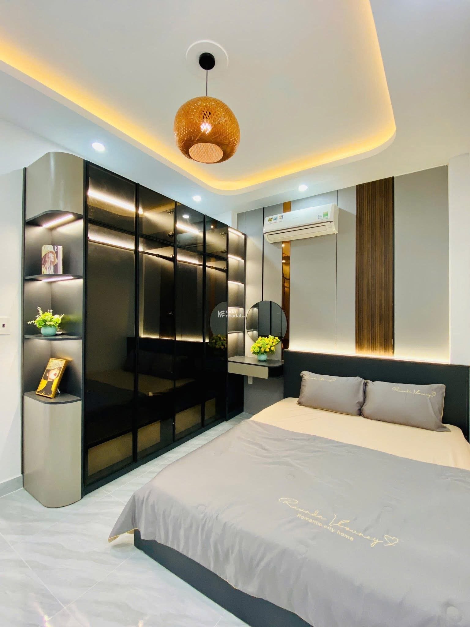 NHÀ ĐẸP 3 TẤM – Đ.QUANG TRUNG P8 - FULL NỘI THẤT, 4PN - CHỈ 5.85 TỶ TL