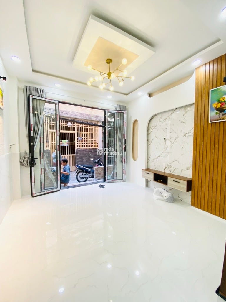 Siêu phẩm nhà đẹp Lương Văn can Q8, 1trệt 1 lầu 2pn 2wc, SHR 