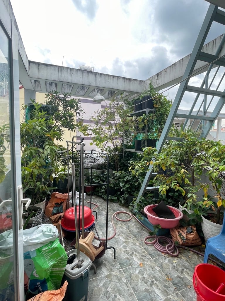 4 TẦNG - XE HƠI CÁCH 10M THÁI PHIÊN P. 2 -Q11 -  DT: 3*10M- 5 TỶ 9