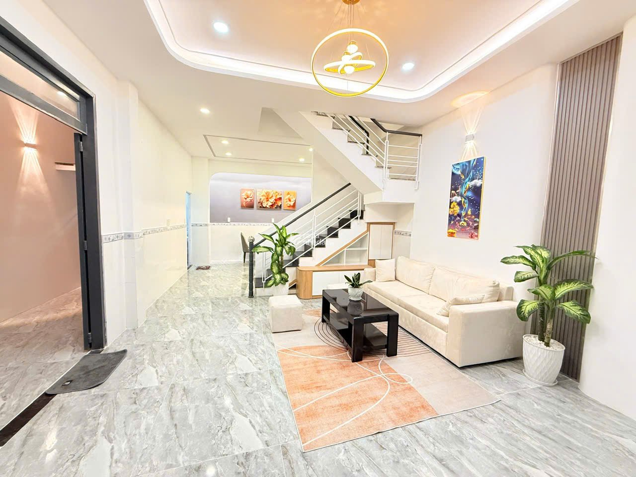NHÀ ĐẸP GIÁ TỐT - NGAY NGÃ TƯ GA - VỊ TRÍ HIẾM- HẺM Ô TÔ THÔNG  - SÁT GÒ VẤP