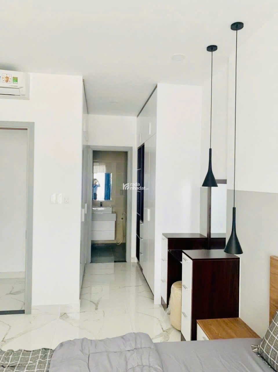 Bán căn hộ The Gold View - Đường Bến Vân Đồn, Q4, 90m2, 2PN 2WC, full NT: Giá 5tỷ4 LH 0932 248 ***