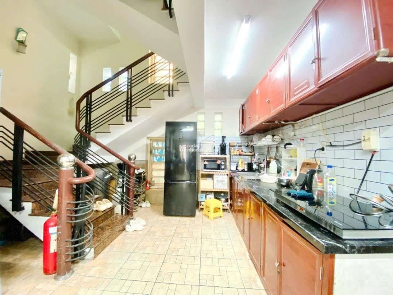 Bán nhà 5 tầng hẻm 8m 90m2 ngang 4.8m vài bước ra Lê Đức Thọ gần CC Dream Home 8.8 tỷ.