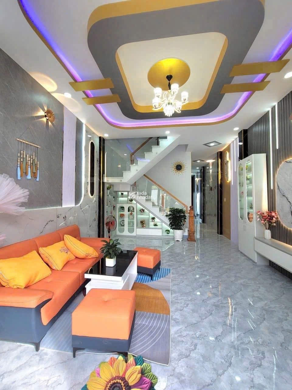 Bán gấp căn nhà tâm huyết Đoàn Văn Bơ - 50m2 - 3tỷ780 TL- bao sang tên SHR