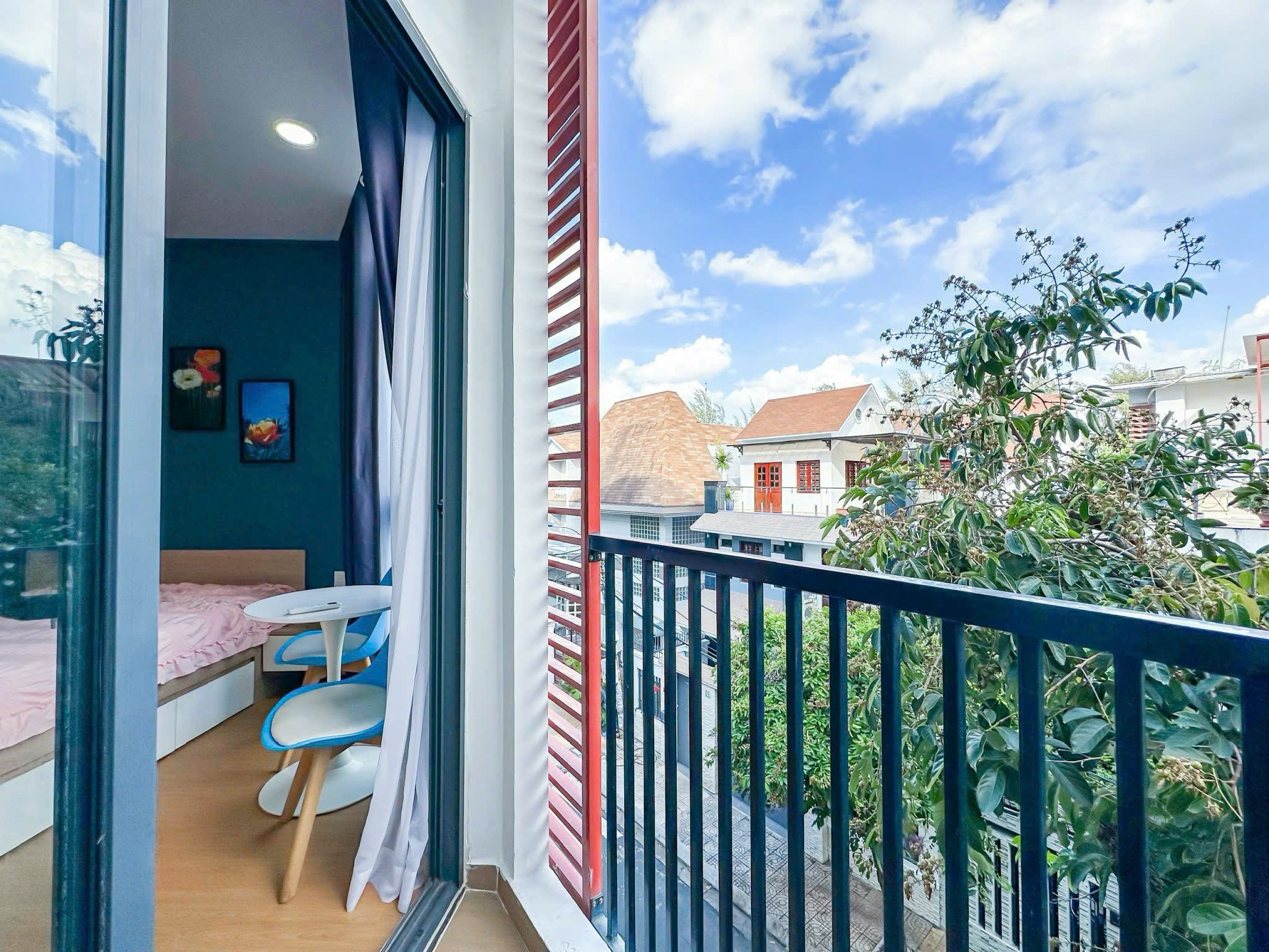STUDIO BAN CÔNG VIEW CHILL MIỄN CHÊ