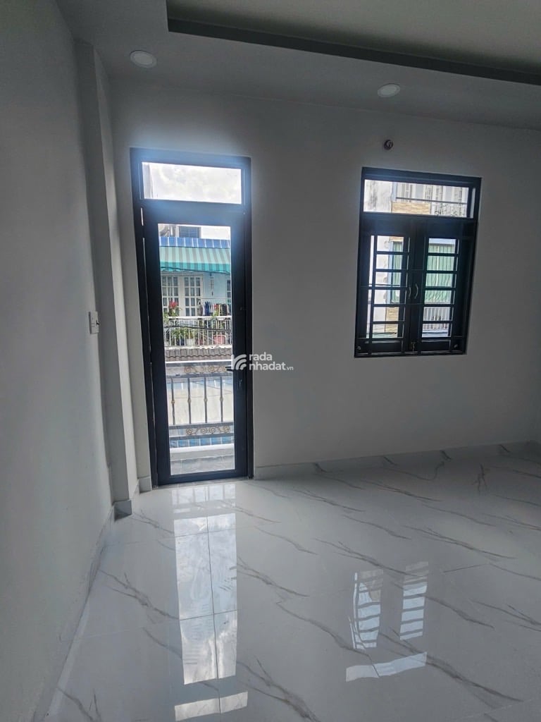 NHÀ 1 TRỆT 1 LẦU- HẺM XE HƠI  - AN NINH - NHÀ MỚI ĐẸP Ở NGAY