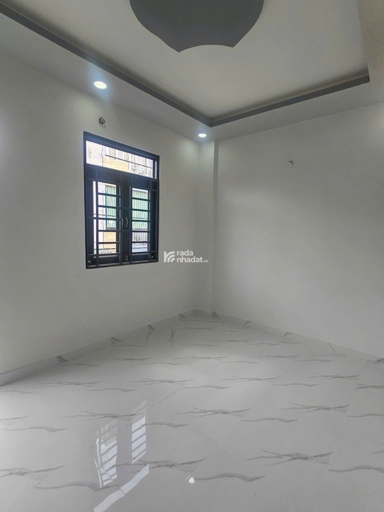 NHÀ 1 TRỆT 1 LẦU- HẺM XE HƠI  - AN NINH - NHÀ MỚI ĐẸP Ở NGAY