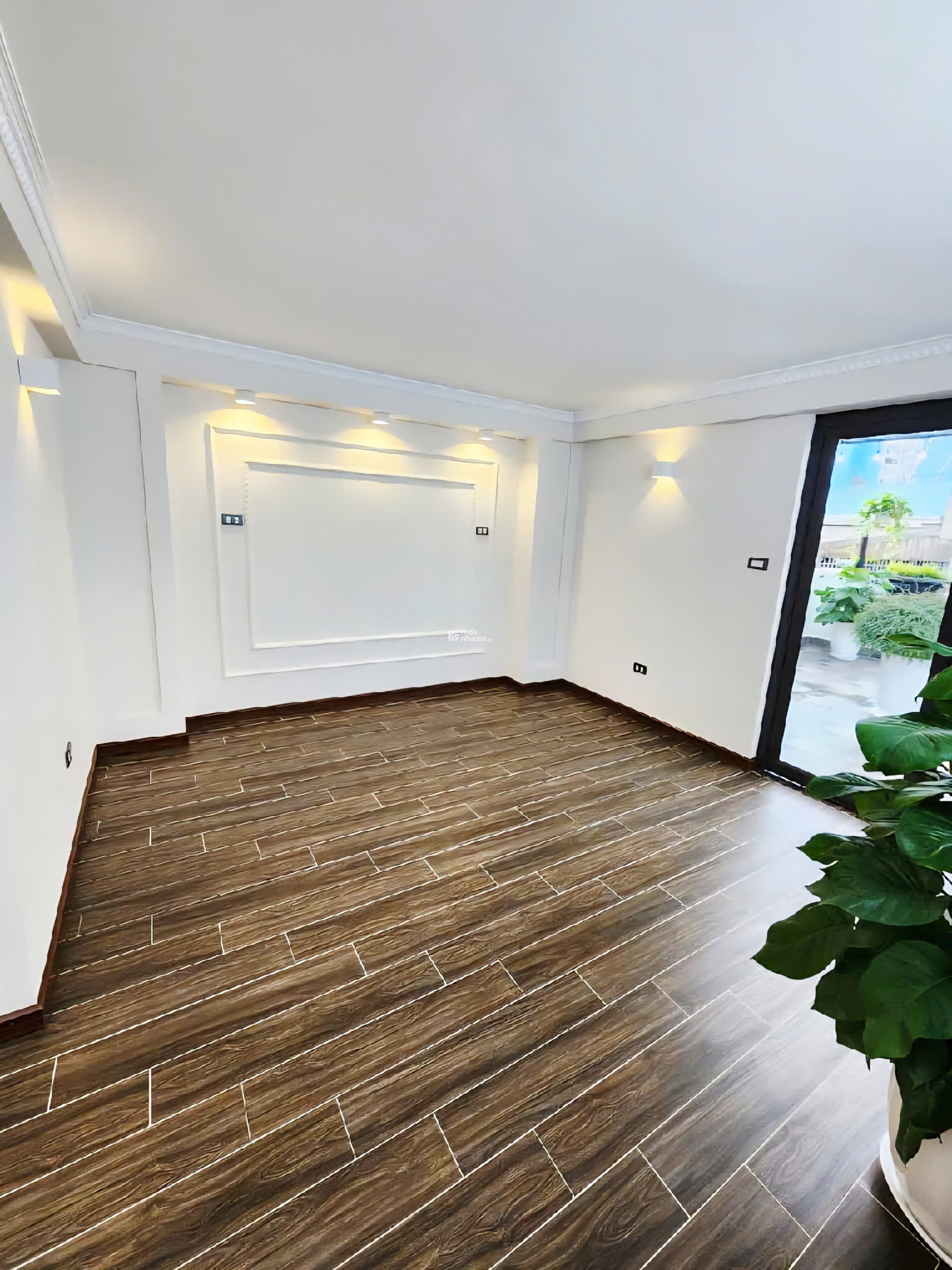 Bán nhà Nguyễn Khánh Toàn Cầu Giấy Ngõ nông gần phố kinh doanh 55m2 giá 14 tỷ
