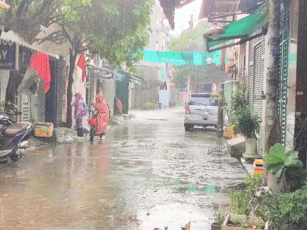 bán nhà gần lê trọng tấn bình hưng hoà
