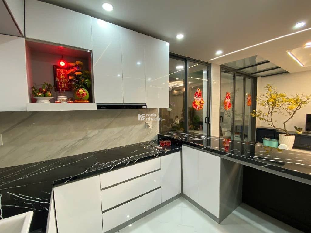 BÁN NHÀ HOÀNG LÊ KHA 86M2 NỞ HẬU 9.4M 5 TẦNG 5PN 8.7 TỶ GẦN MẶT TIỀN CÂY GÕ QUẬN 6