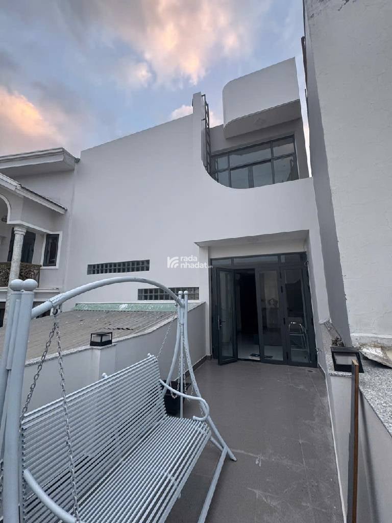 BÁN NHÀ HOÀNG LÊ KHA 86M2 NỞ HẬU 9.4M 5 TẦNG 5PN 8.7 TỶ GẦN MẶT TIỀN CÂY GÕ QUẬN 6
