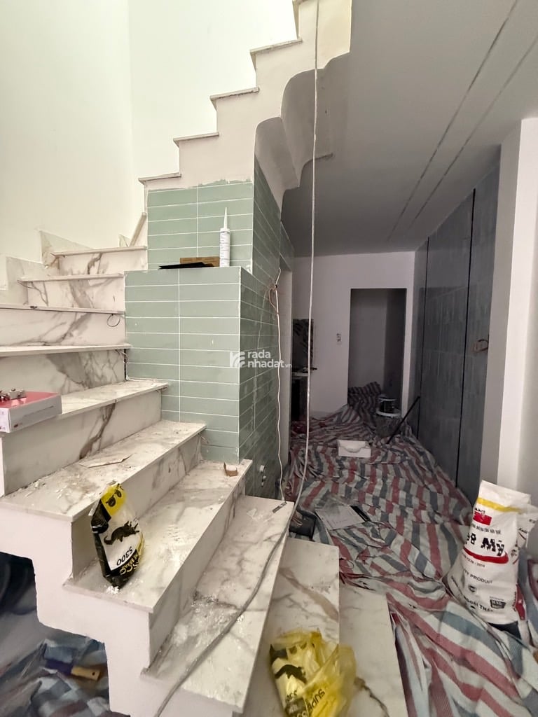 HẺM XE HƠI TRẦN THÁI TÔNG, TÂN BÌNH, 33M2 CÓ KC Ở NGAY. GIẢM 350TR CHỈ CÒN 4.7T TL 