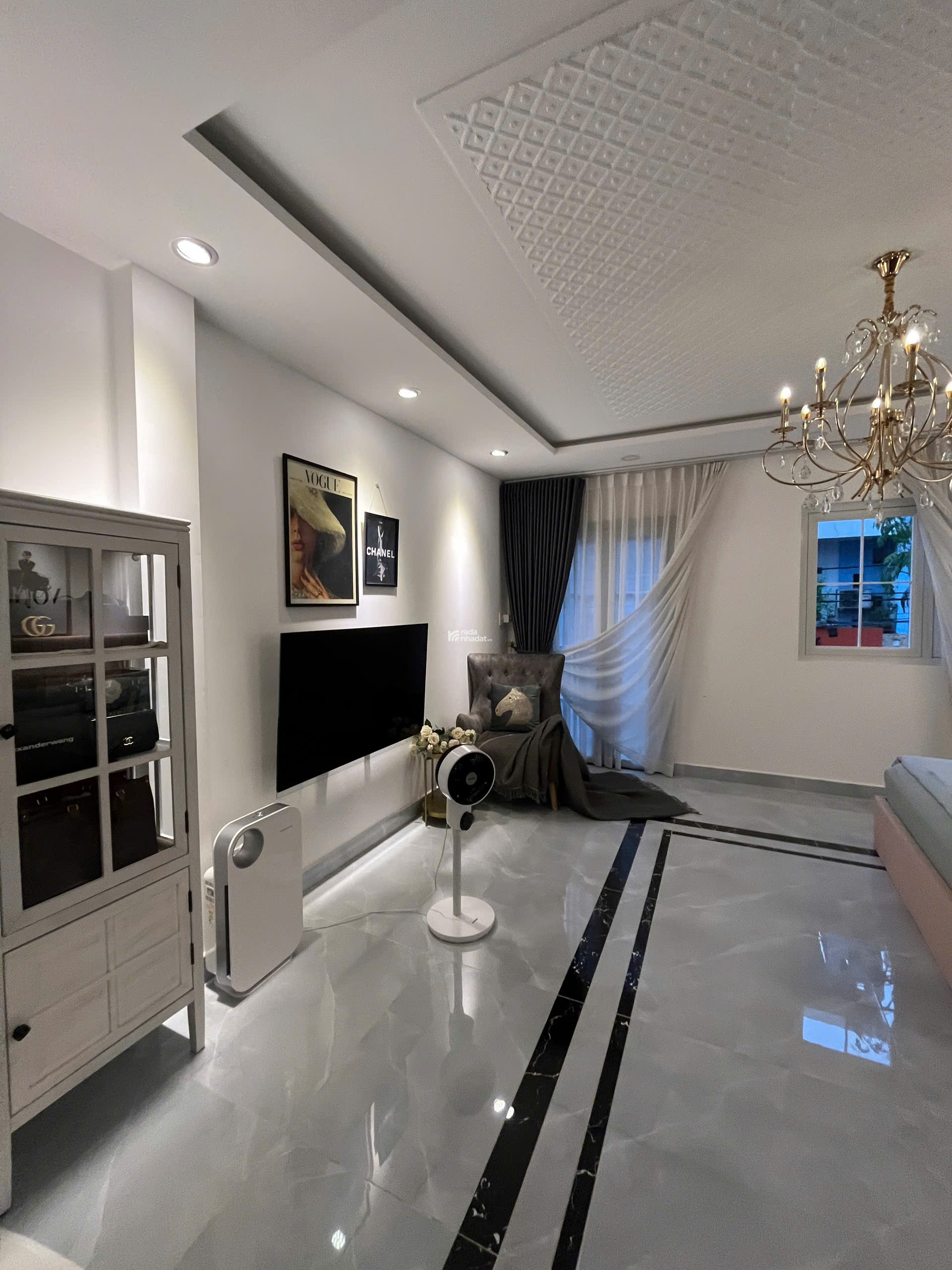 BÁN NHÀ MẶT TIỀN CÔ GIANG QUẬN 1- 21 TỶ 