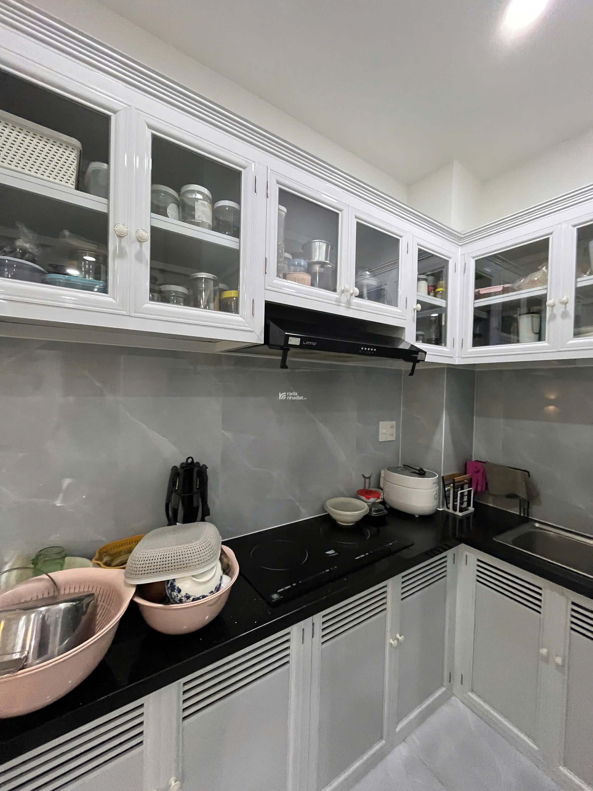 BÁN NHÀ MẶT TIỀN CÔ GIANG QUẬN 1- 21 TỶ 