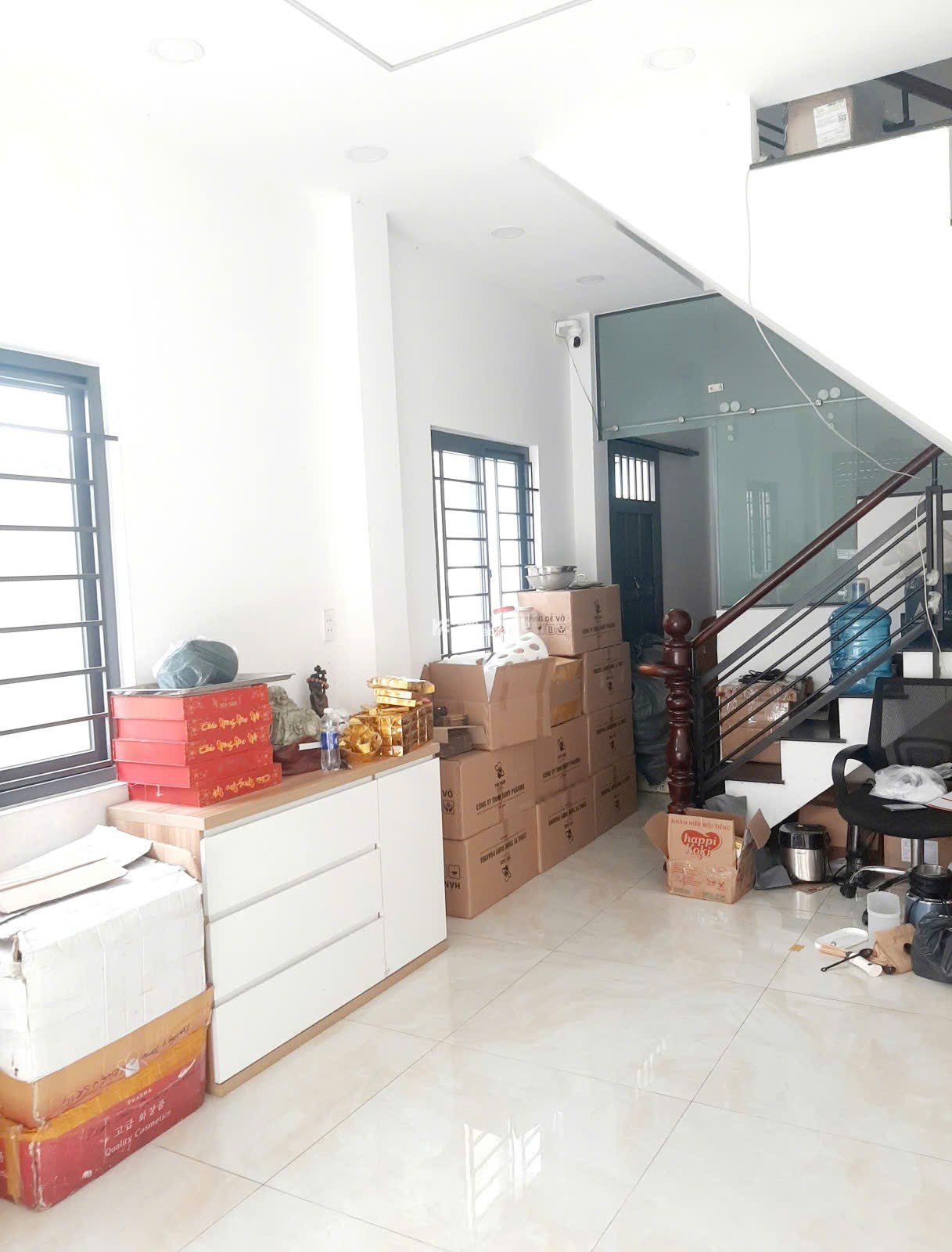 CĂN GÓC 2 MẶT TIỀN KINH DOANH NGAY CV LÀNG HOA - GIÁ 20TR/THÁNG
