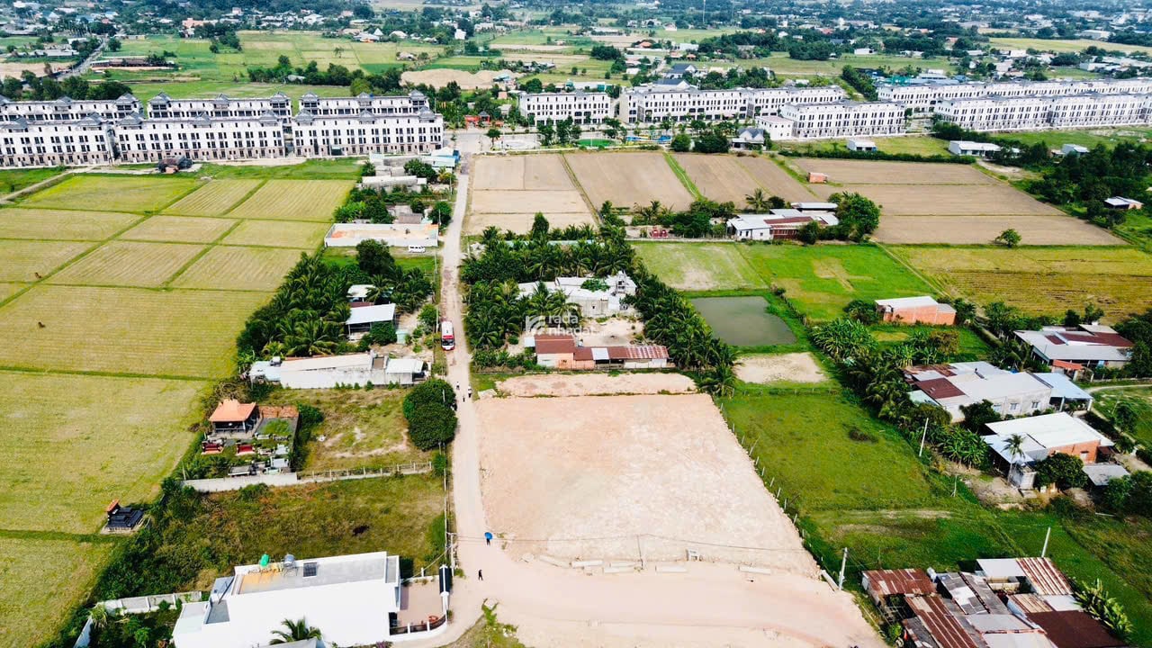 SỐT ĐẤT! BÁN LÔ GẦN VINHOMES GREEN CITY 160M2