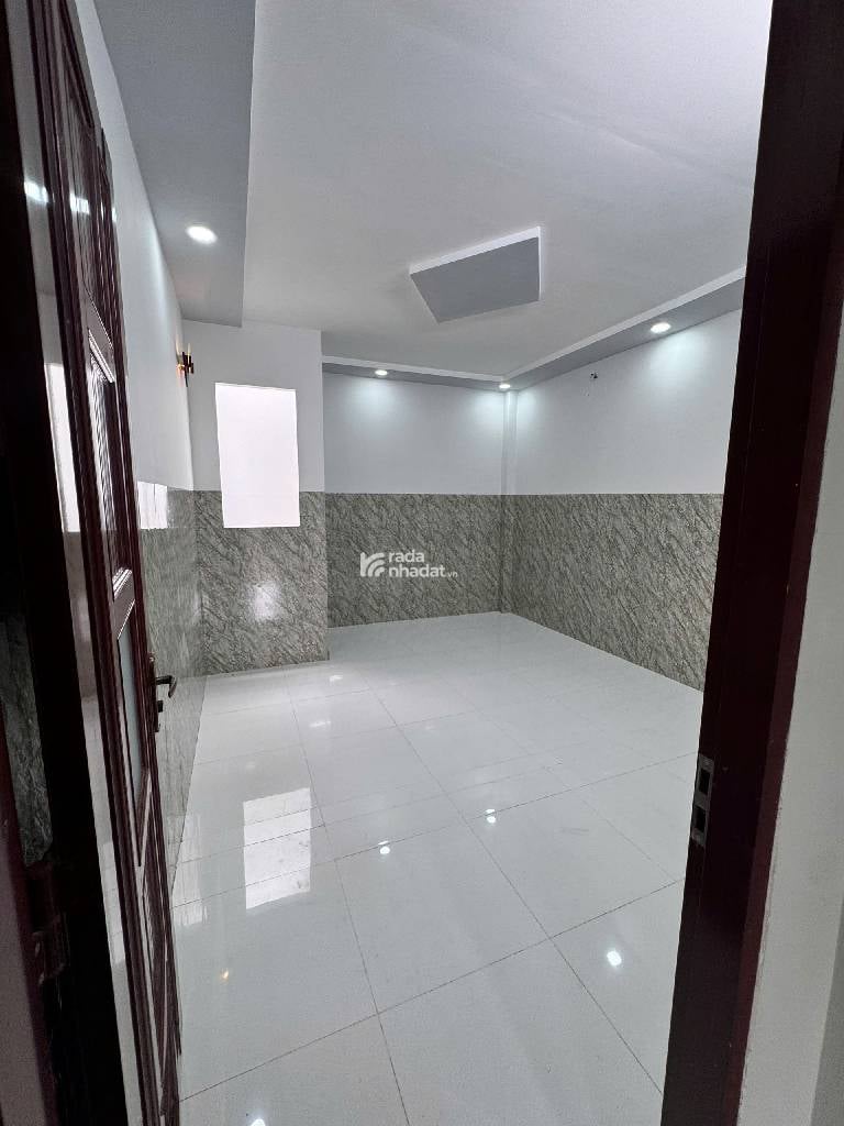 BÁN NHÀ BÌNH TÂN 60M2 3 TẦNG 5PN 5.4 TỶ KẾ NGUYỄN SƠN GIÁP TÂN PHÚ