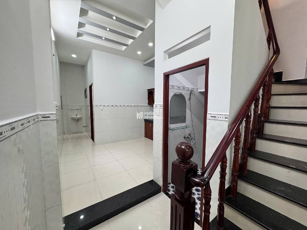 BÁN NHÀ BÌNH TÂN 60M2 3 TẦNG 5PN 5.4 TỶ KẾ NGUYỄN SƠN GIÁP TÂN PHÚ