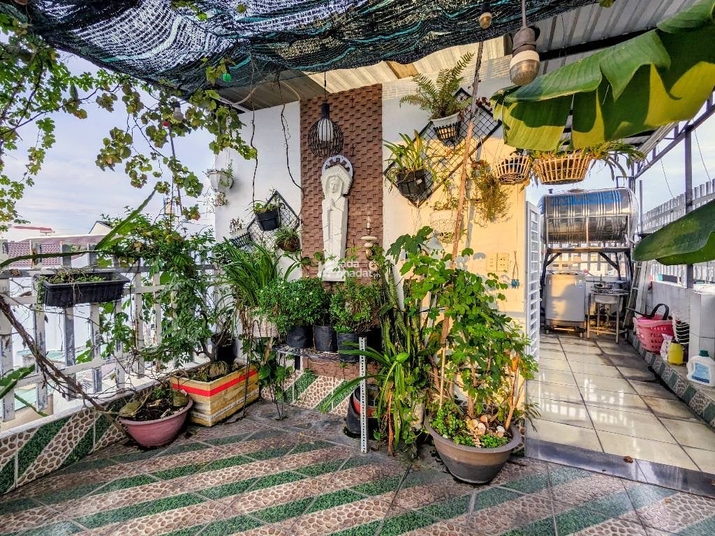 NHÀ MỚI Ở NGAY - LÔ GÓC 40M2 NGANG hoàng xuân nghị phú thọ hoà tân phú