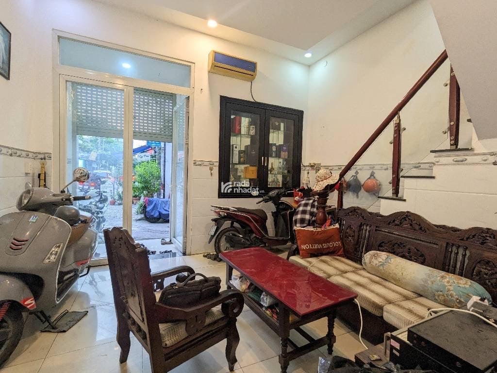 NHÀ MỚI Ở NGAY - LÔ GÓC 40M2 NGANG hoàng xuân nghị phú thọ hoà tân phú