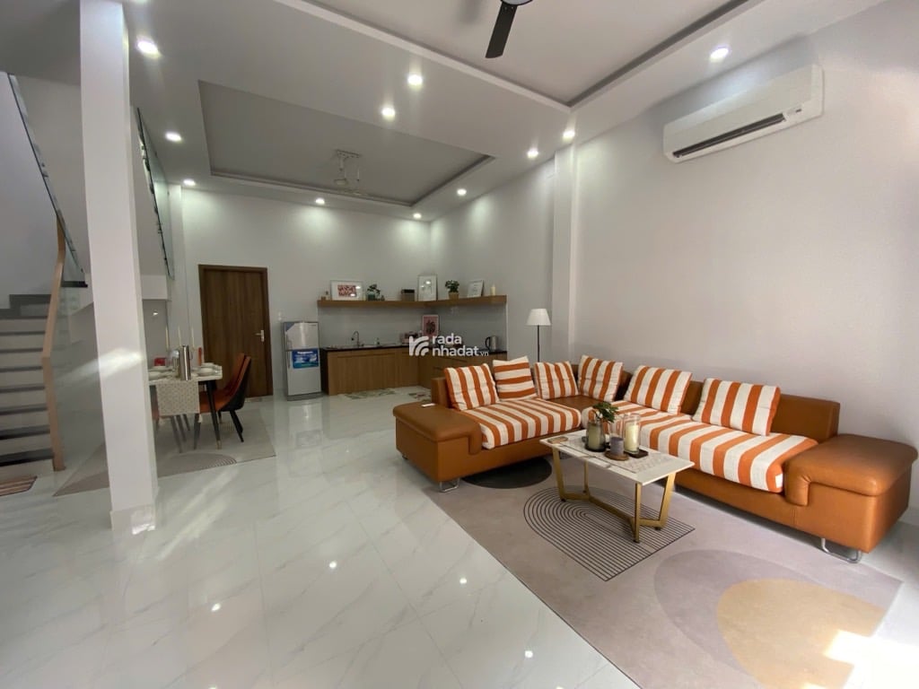 BÁN NHÀ TỈNH LỘ 10 63M2 5.3 TỶ 5.2X10M SÁT MẶT TIỀN KẾ KHU TÊN LỬA BÌNH TÂN