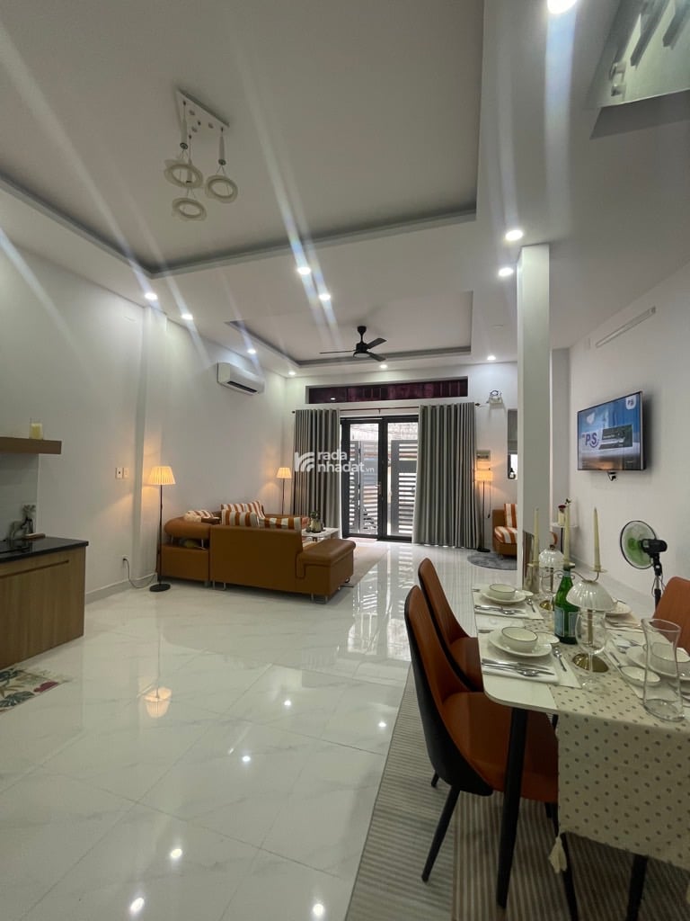 BÁN NHÀ TỈNH LỘ 10 63M2 5.3 TỶ 5.2X10M SÁT MẶT TIỀN KẾ KHU TÊN LỬA BÌNH TÂN