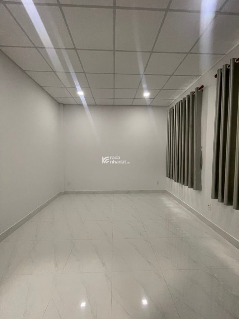 BÁN NHÀ TỈNH LỘ 10 63M2 5.3 TỶ 5.2X10M SÁT MẶT TIỀN KẾ KHU TÊN LỬA BÌNH TÂN