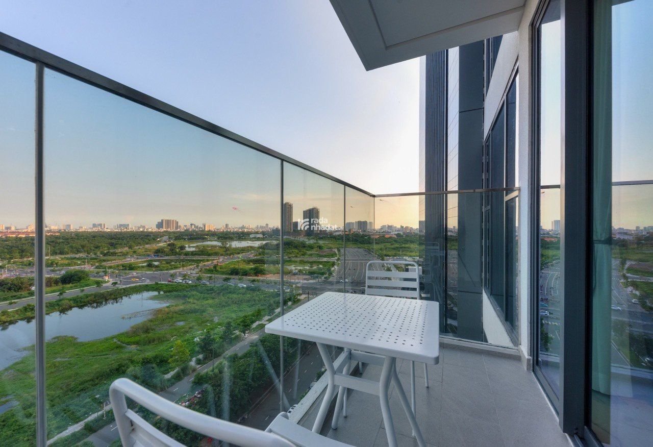 Cho thuê Saigon Royal 2pn-2wc 86m2 giá chỉ 24tr/tháng view pháo bông