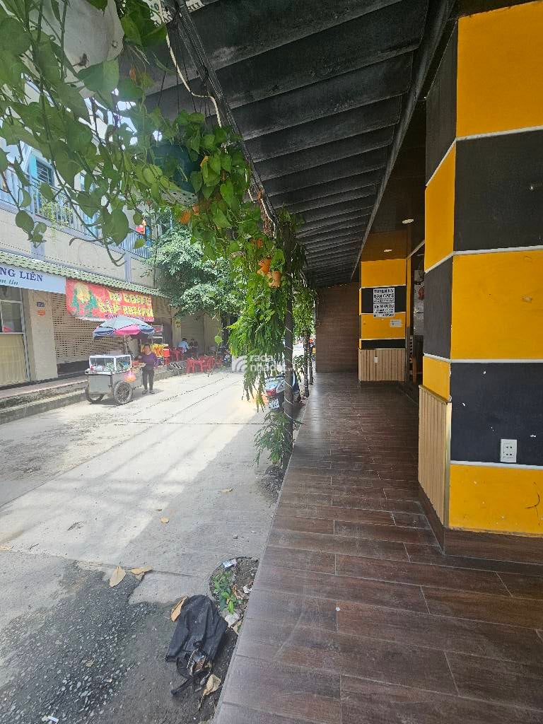 MẶT TIỀN KINH DOANH ĐA NGÀNH NGHỀ  