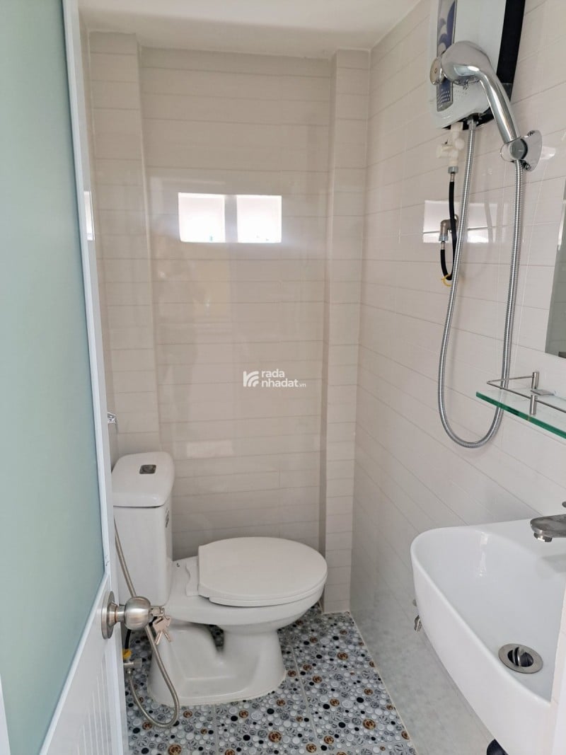 Bán nhà Son Ky Tan Phu 2ty3, hẻm 3m đường TKTQ. Nhà mới 3 tầng.