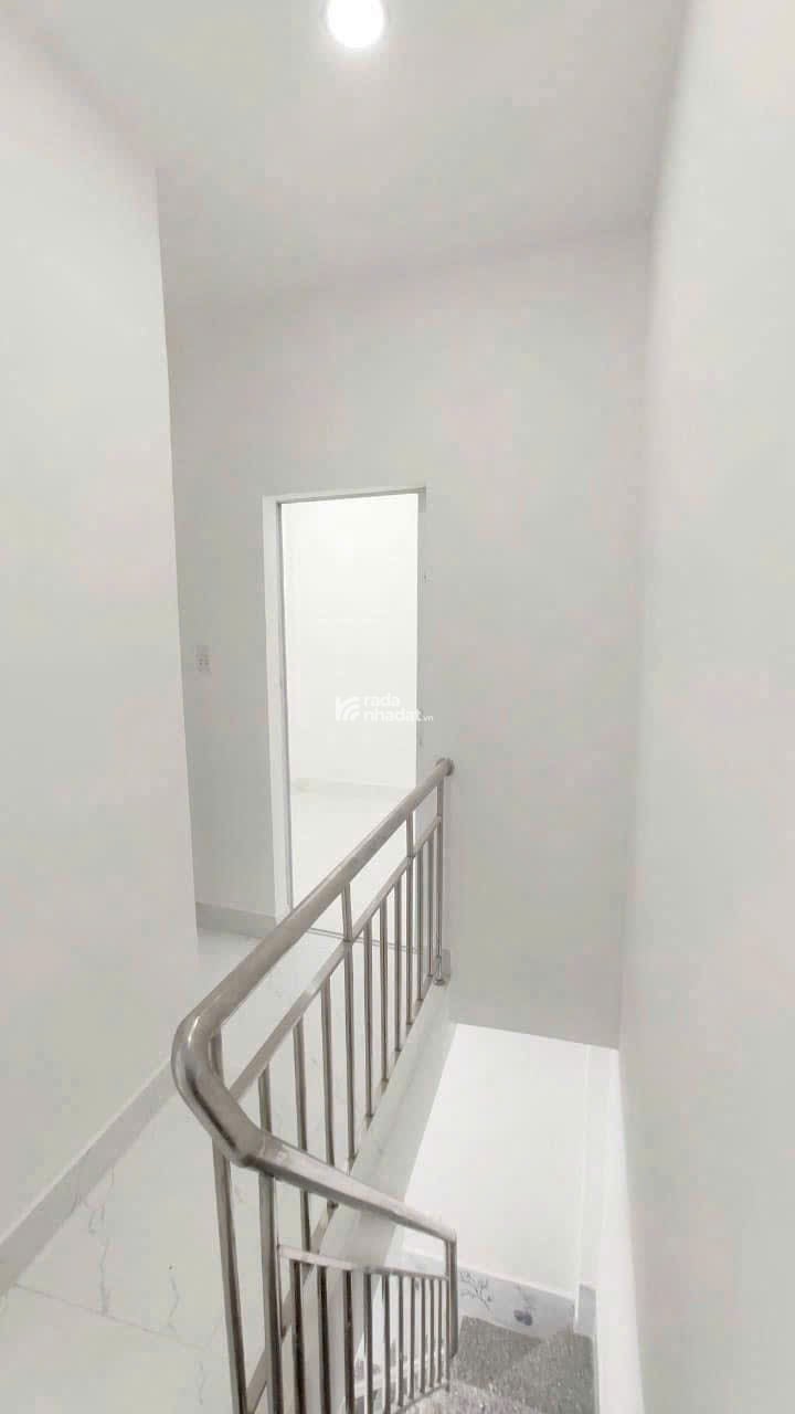 QUAN 7 - HUỲNH TẤN PHÁT - NHÀ 2 TẦNG HẺM THÔNG TỨ TUNG BA GÁC QUAY ĐẦU --NHỈNH 2 SHR 