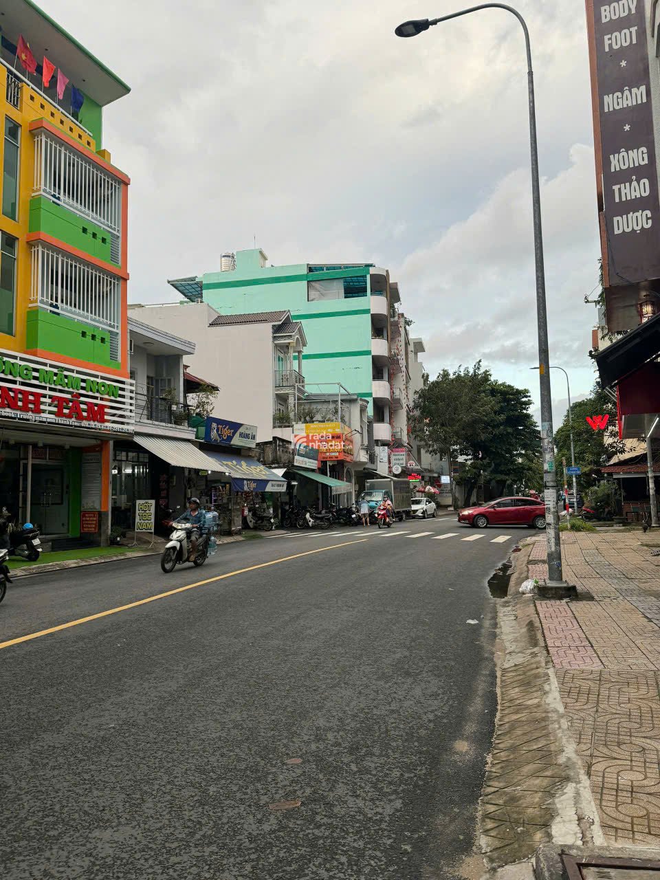 Bán nhà MTKD Trần Hưng Đạo, 72m2, 5 tầng, 7PN, chỉ 15.8 tỷ TL