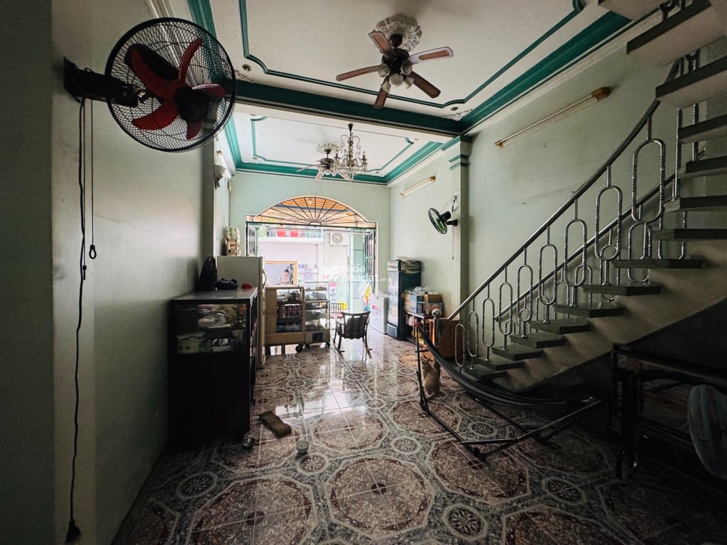 HẺM XE HƠI HOÀNG VĂN THỤ, TÂN BÌNH, 54M2 CÓ KẾT CẤU DỄ CẢI TẠO. GIẢM 350TR CHỈ CÒN 9.4T TL 