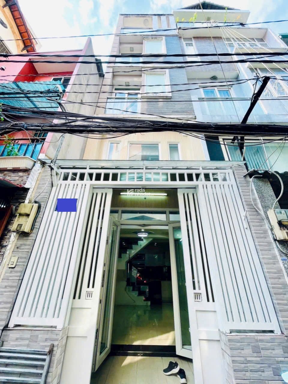 Ú Òa - Vị Trí Đẹp - Hẻm 3m Thông -  Gần Mặt Tiền Hoàng Sa . 