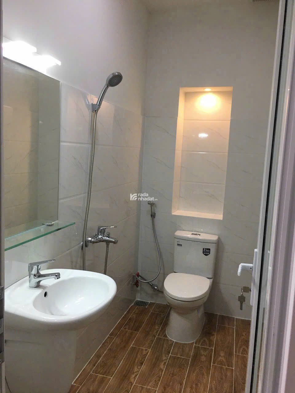 Giảm 500tr bán nhà hẻm xe hơi Ông Ích Khiêm Q11 - 4x13- 4 tầng - 10 TỶ TL