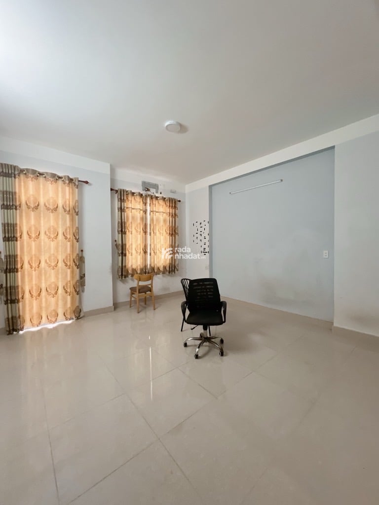 TÂN BÌNH - MẶT TIỀN KINH DOANH - NGAY KHU VIP BÀU CÁT, ĐỒNG ĐEN - 4 TẦNG - 4.6X14M (NỞ HẬU 4M8) 