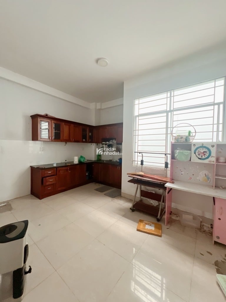 TÂN BÌNH - MẶT TIỀN KINH DOANH - NGAY KHU VIP BÀU CÁT, ĐỒNG ĐEN - 4 TẦNG - 4.6X14M (NỞ HẬU 4M8) 