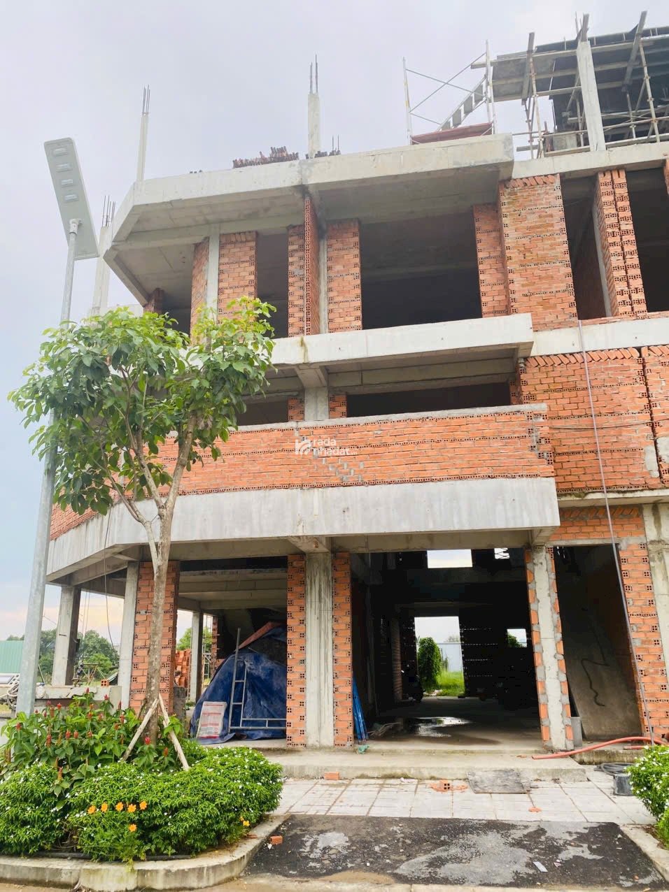 CHỈ CẦN 720 TRIỆU LÀ DỌN VÀO Ở NGAY NHÀ CÁCH CHỢ 3P