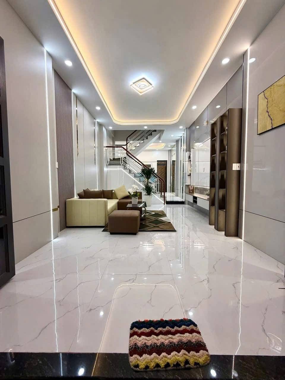 Xoay vốn kinh doanh bán gấp nhà HXH 6m đường Hương Lộ 2, Bình Tân, SHR giá chỉ 3 tỷ 250 TL