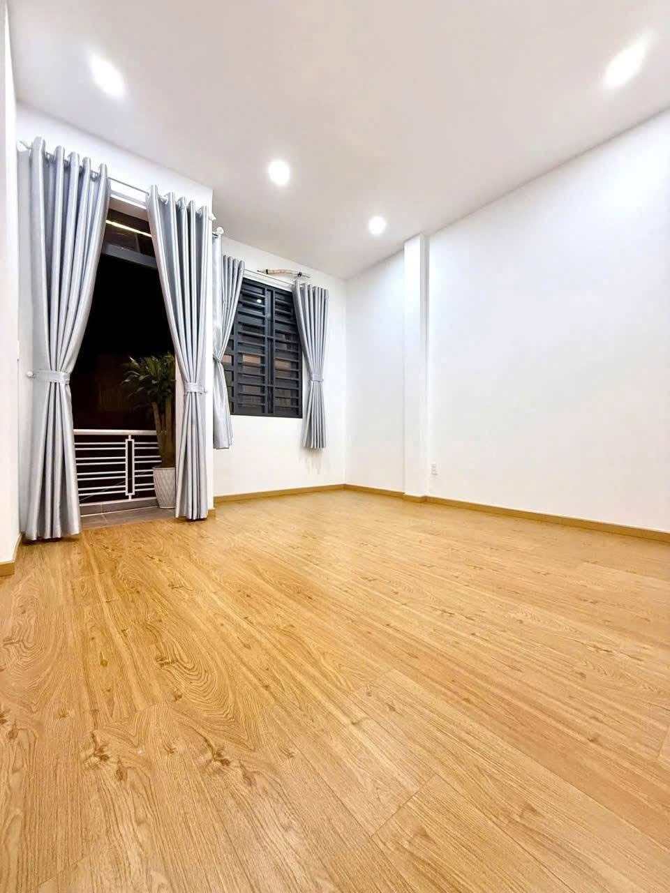 Xoay vốn kinh doanh bán gấp nhà HXH 6m đường Hương Lộ 2, Bình Tân, SHR giá chỉ 3 tỷ 250 TL