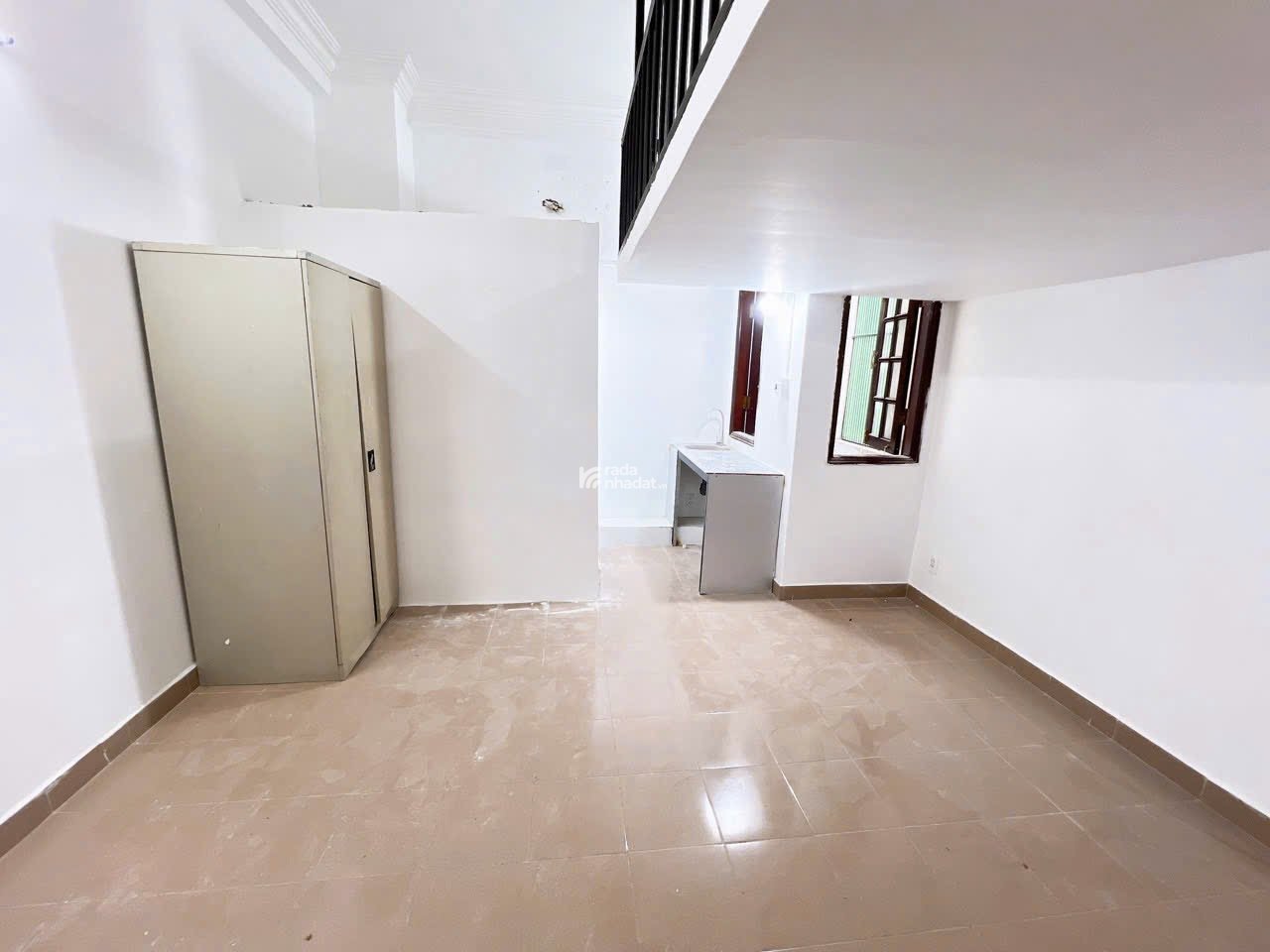 CHO THUÊ PHÒNG TRỌ CÓ GÁC CỬA SỔ GẦN ĐẠI HỌC BÁCH KHOA, HUFLIT, Y KHOA P.N.THẠCH, KINH TẾ
