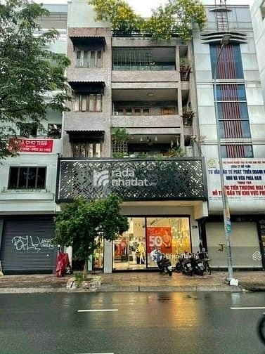 Bán MT Nguyễn Chí Thanh P.5 Q.10 (4.6x15m) hầm lửng 3 lầu ST giá 36 tỷ