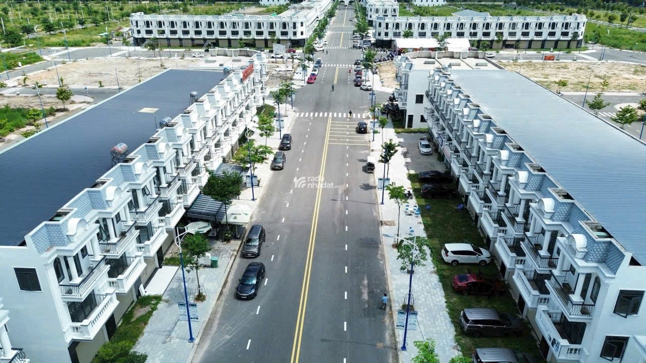 Cần Tiền Bán Gấp Lô Đất Nền Ở TTHC Bàu Bàng -TPHCM giá 700TR