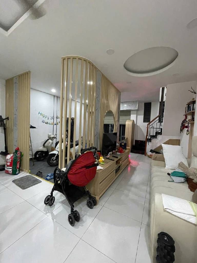 BÁN NHÀ HẺM XE HƠI LÊ ĐÌNH CẨN