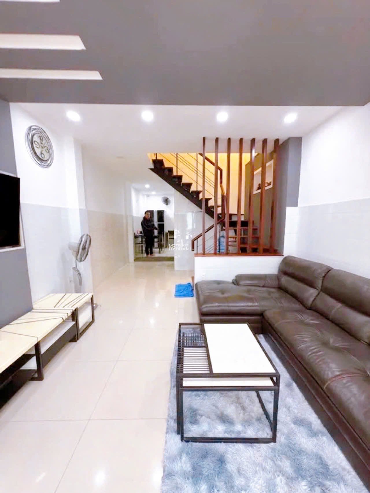 Bán nhà 2 Tầng hẻm Xe hơi Ni Sư Huỳnh Liên, QUẬN TÂN BÌNH, Sổ vuông 4x11 m, Giá 6.8 tỷ