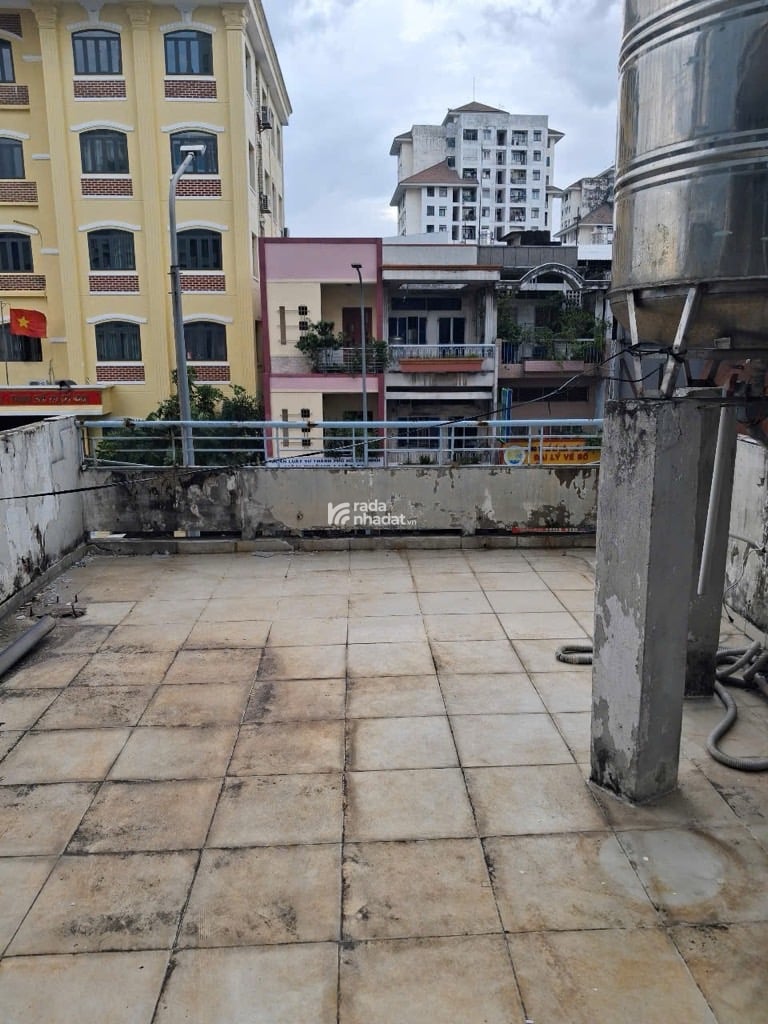  50M2 - 3 TẦNG - MẶT TIỀN ÔNG ÍCH KHIÊM - QUẬN 11 - NHÀ ĐẦY ĐỦ CÔNG NĂNG 