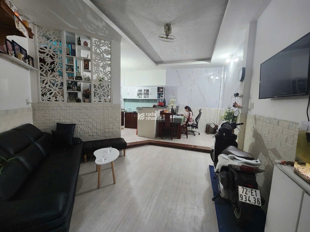 Bán nhà mặt tiền Bế Văn Cấm; 41m2; 2 tầng; tiện cho thuê; sổ hồng hoàn công