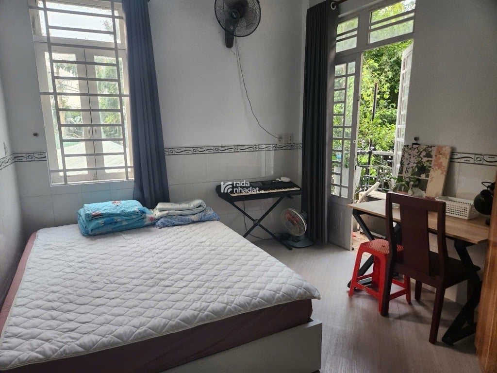 Bán nhà mặt tiền Bế Văn Cấm; 41m2; 2 tầng; tiện cho thuê; sổ hồng hoàn công